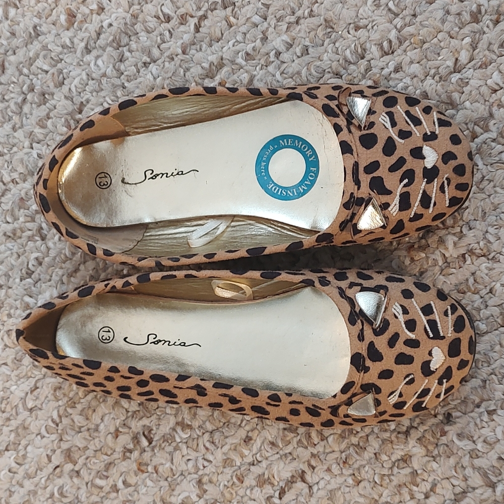 Girls Flats
